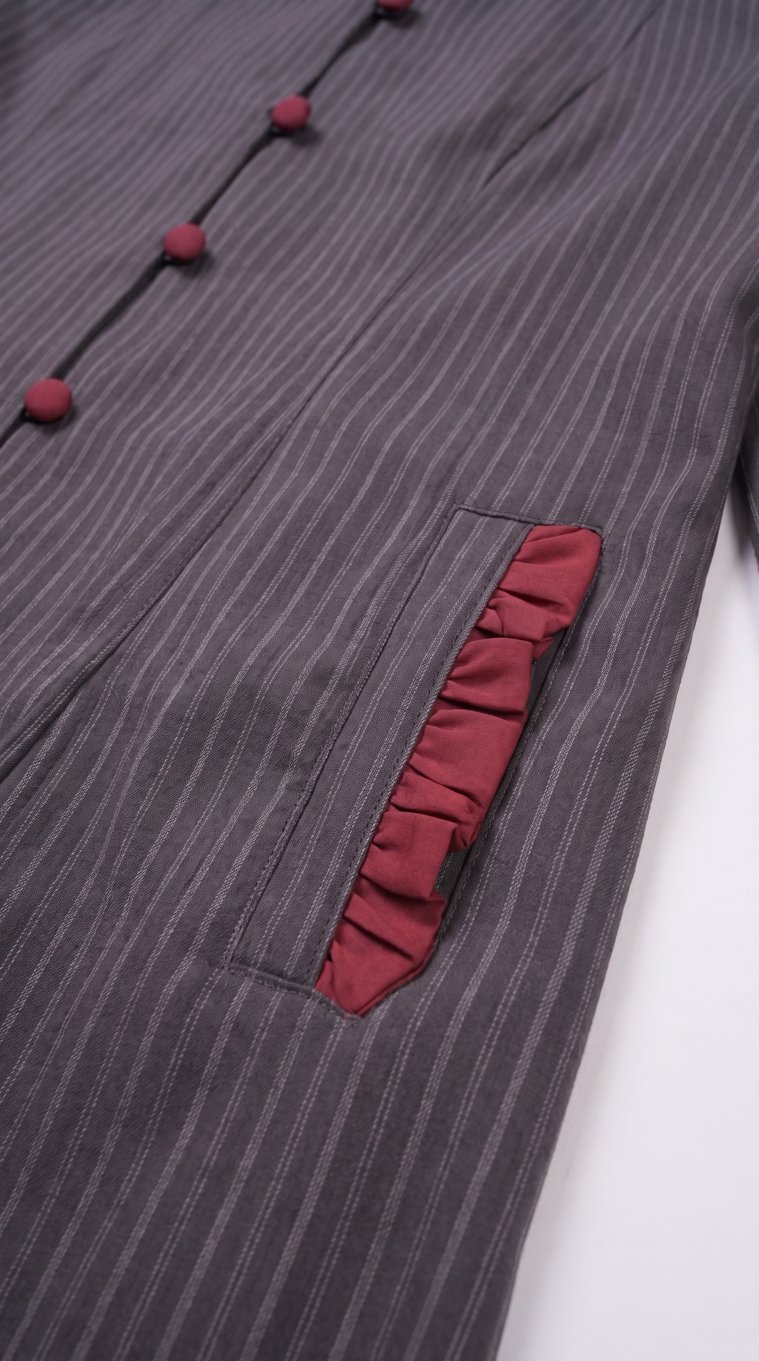 WAVY BORDERS ABAYA S7